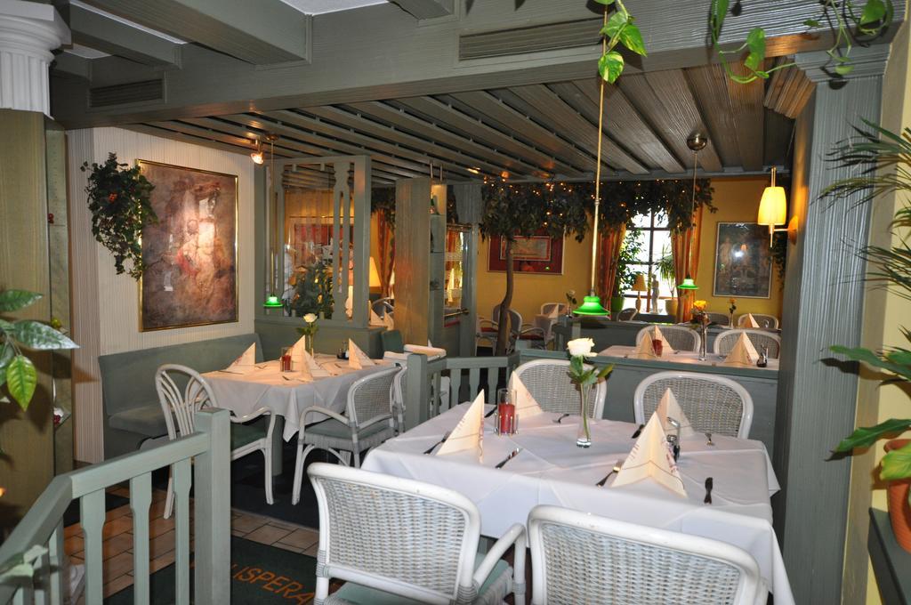 Hotel Restaurant "Athen" Münstermaifeld Exterior foto